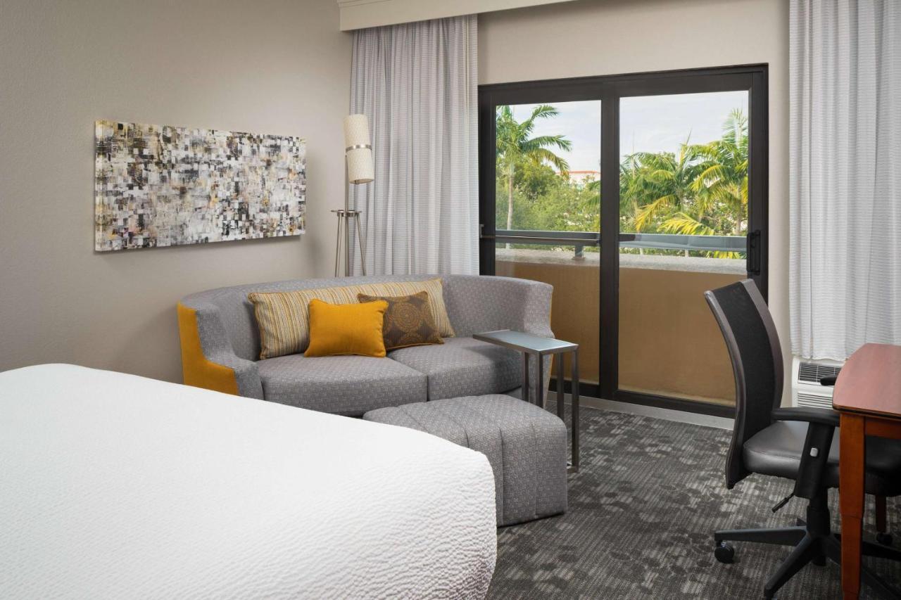 Sonesta Select Miami Lakes Exterior photo