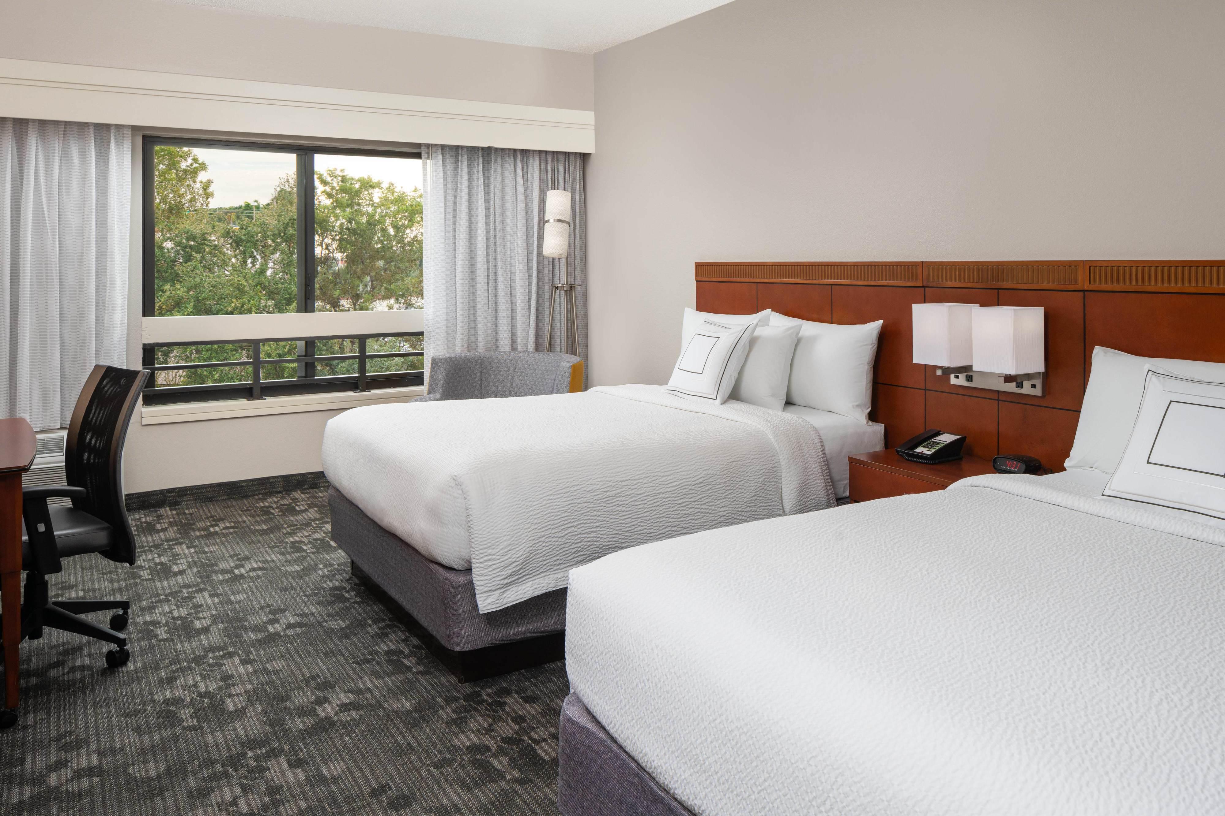 Sonesta Select Miami Lakes Exterior photo