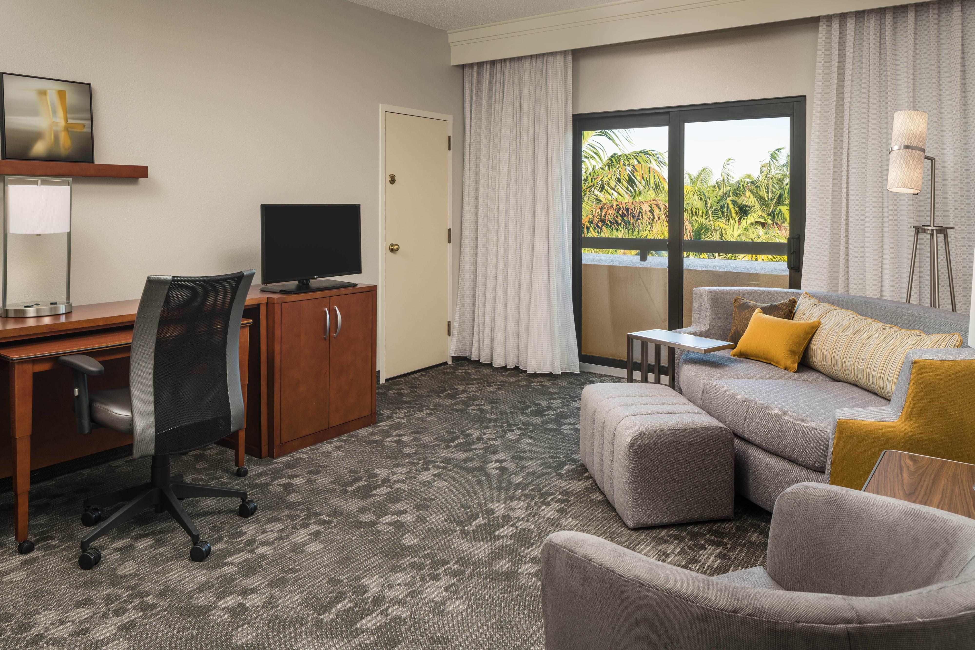Sonesta Select Miami Lakes Exterior photo